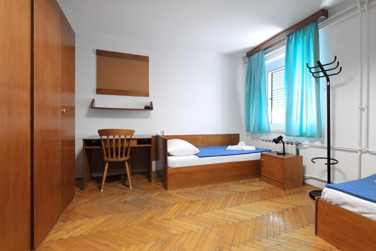 Rooms Studentsko Naselje Ivan Goran Kovacic Rijeka Ngoại thất bức ảnh