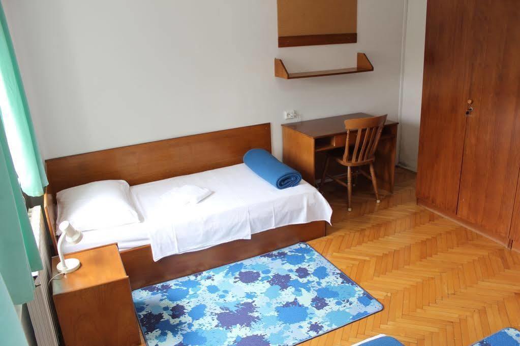 Rooms Studentsko Naselje Ivan Goran Kovacic Rijeka Ngoại thất bức ảnh