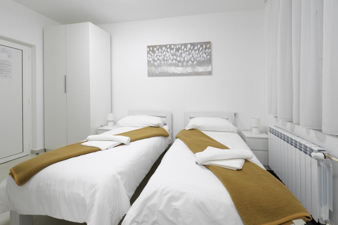 Rooms Studentsko Naselje Ivan Goran Kovacic Rijeka Ngoại thất bức ảnh